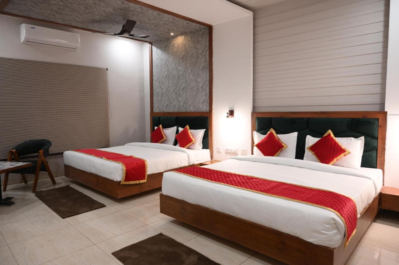 Hotel Singla Residency Кангра Екстер'єр фото